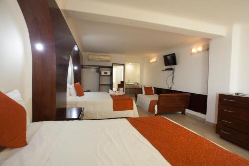 Princess Mayev, Huatulco