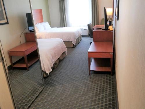 Holiday Inn Express and Suites Zona Aeropuerto, Toluca