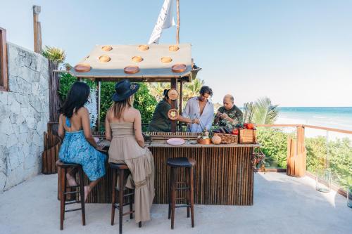 Mezzanine, Tulum