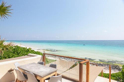 Mezzanine, Tulum