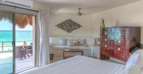 Mezzanine, Tulum