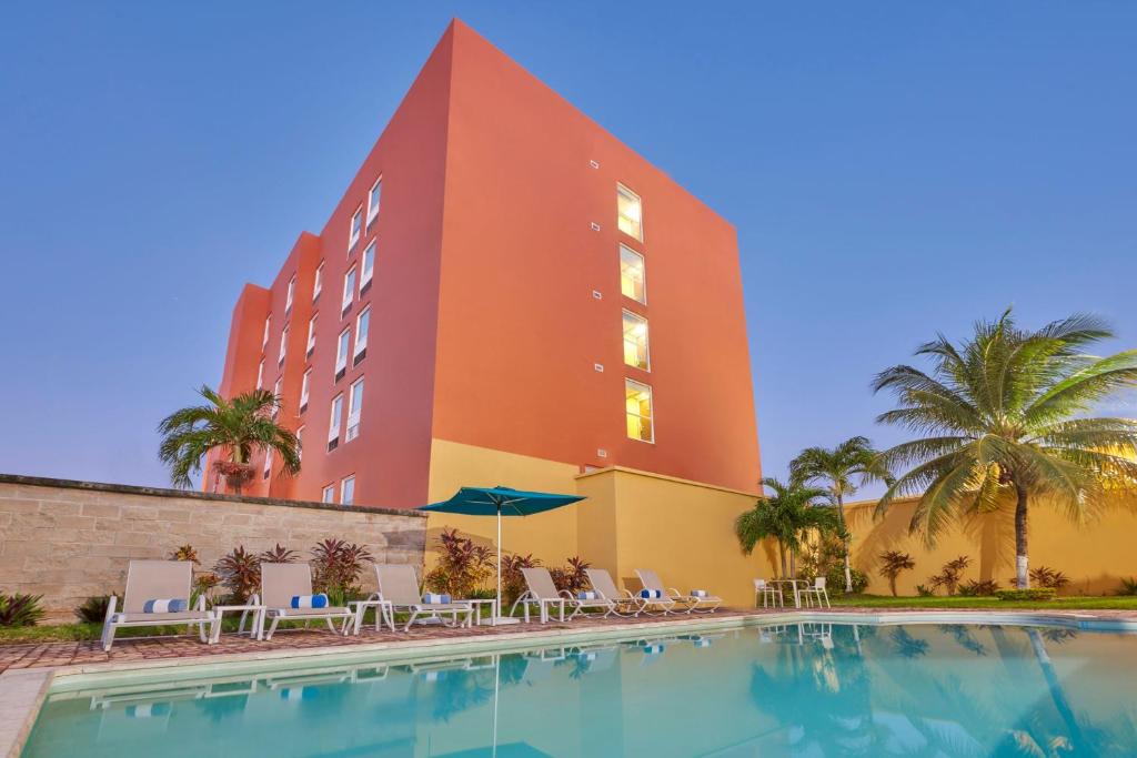 City Express Junior Cancún, Cancún