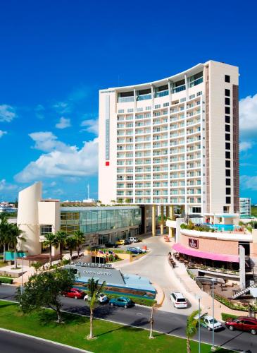 Krystal Urban , Cancún