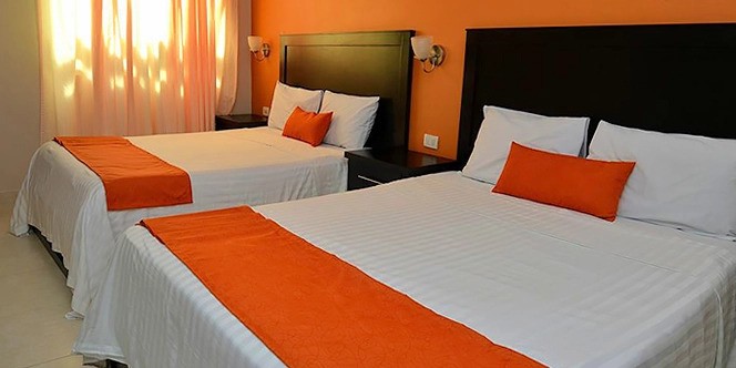 Hotel D y B Suites, Paraíso