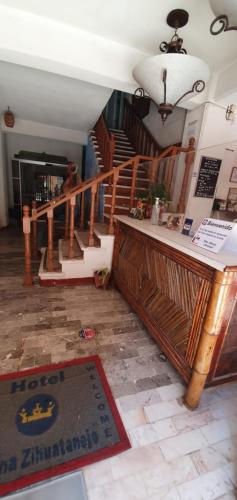 Corona Zihua, Ixtapa / Zihuatanejo