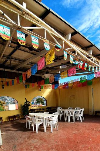 Corona Zihua, Ixtapa / Zihuatanejo