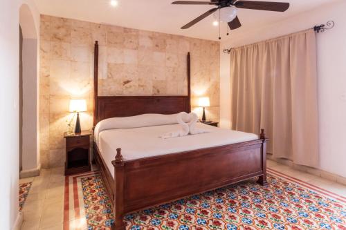 Colonial La Aurora, Valladolid
