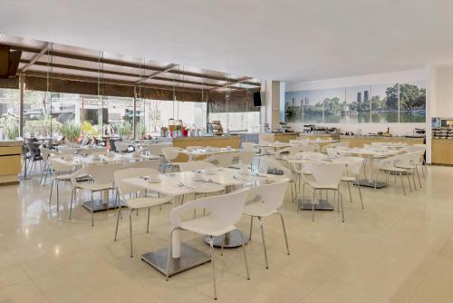 Fiesta Inn Insurgentes Sur, Ciudad de México