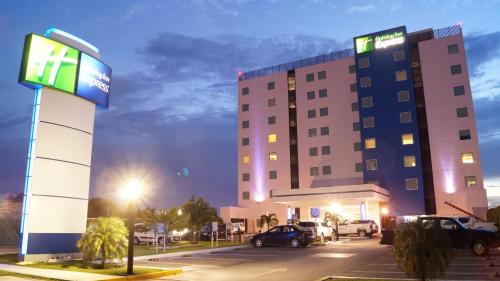 Holiday Inn Express Mérida, Mérida