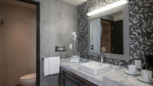 Holiday Inn Express and Suites, Querétaro