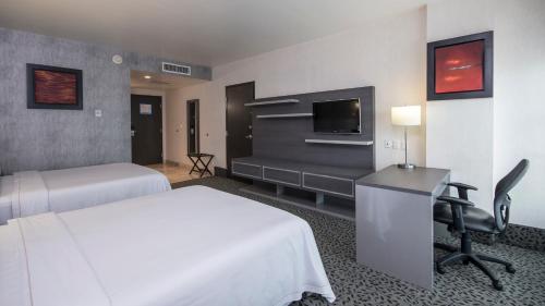 Holiday Inn Express and Suites, Querétaro