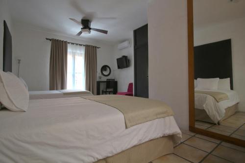 Punto 79, San Miguel de Allende