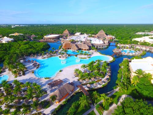 Grand Palladium White Sand, Kantenah