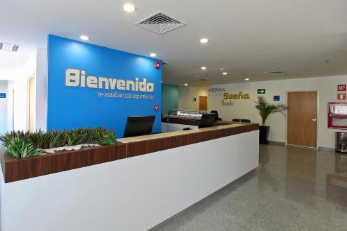 One Periférico Poniente, Guadalajara