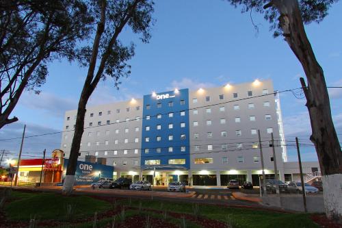 One Periférico Poniente, Guadalajara