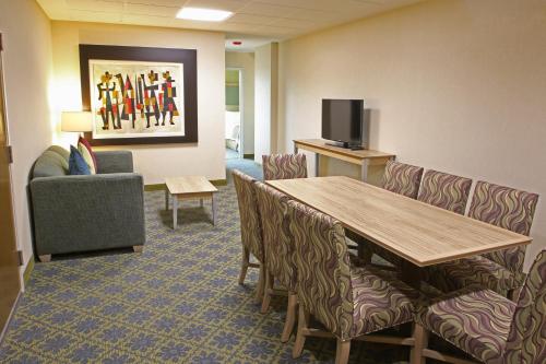 Holiday Inn Express and Suites, Cuernavaca