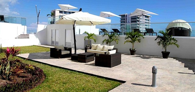 Suites Malecón Cancún