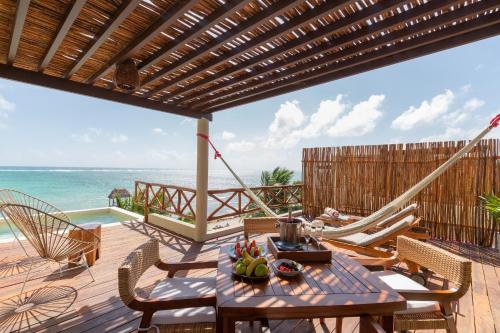 Blue Sky, Tulum