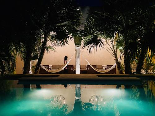The Diplomat, Mérida