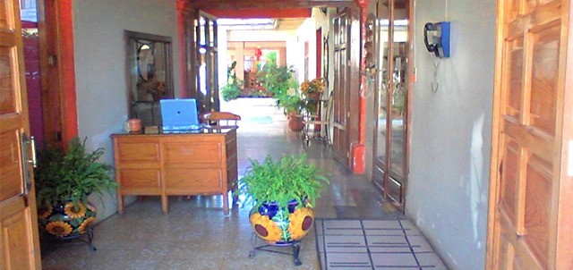 Posada Corona, Mascota