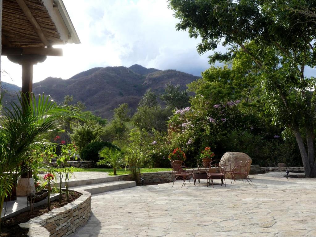 El Pedregal, Álamos