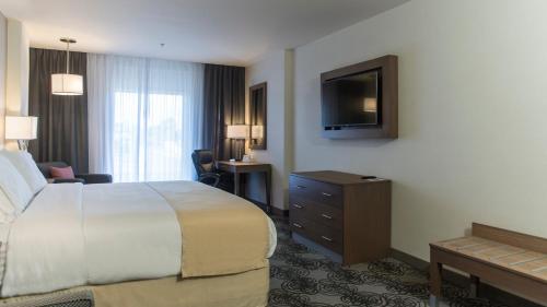 Holiday Inn Express and Suites Juventud, Chihuahua
