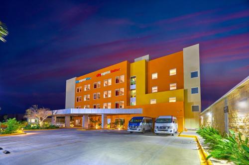 City Express Plus Cabo San Lucas, Los Cabos