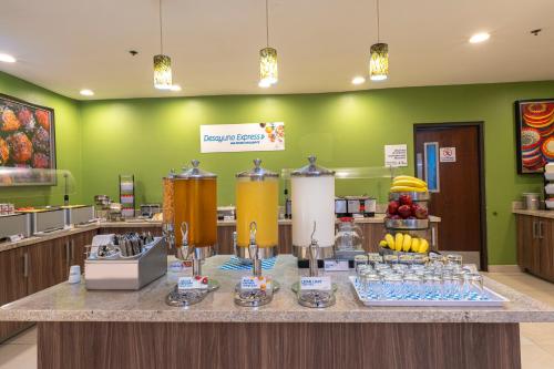Holiday Inn Express Guadalajara Aeropuerto, Guadalajara