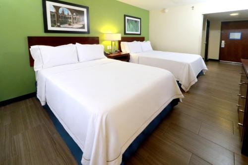 Holiday Inn Express Guadalajara Aeropuerto, Guadalajara