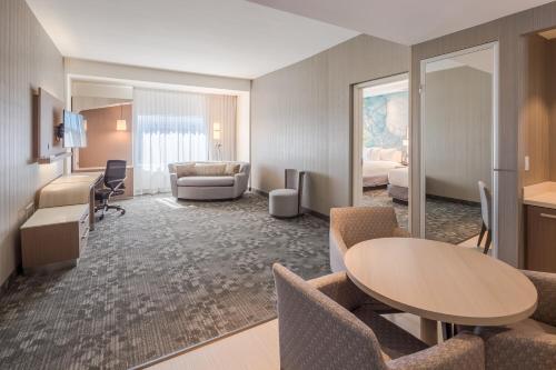 Courtyard by Marriott, Chihuahua