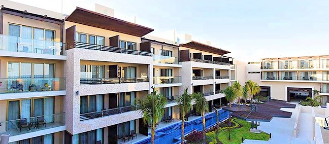 Hideaway at Royalton Riviera Cancún, Puerto Morelos