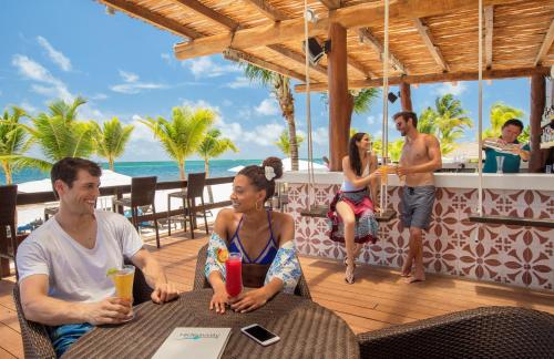 Hideaway at Royalton Riviera Cancún, Puerto Morelos