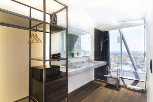 AC Hotel Guadalajara, Guadalajara