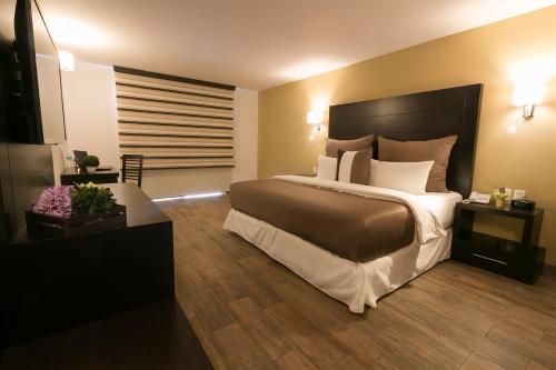 Imperial Luxury, San Martín Texmelucan