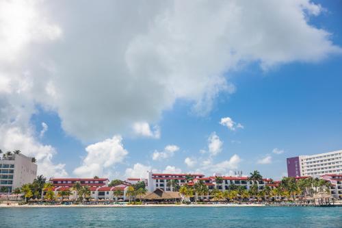 The Royal Cancún, Cancún