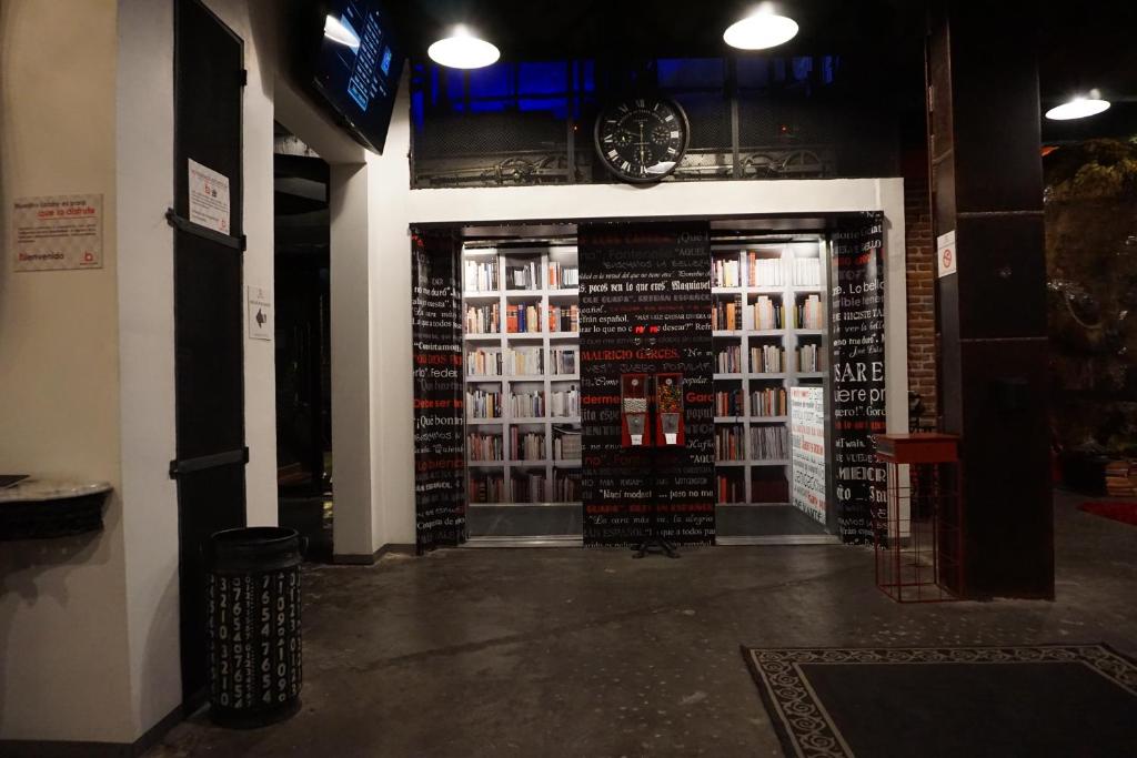 Black, Ciudad de México