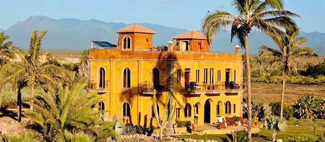 Villa Santa Cruz, Todos Santos