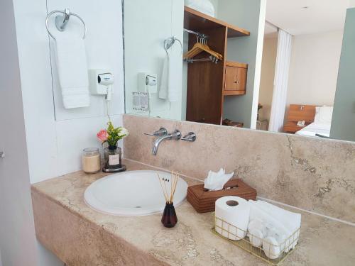 Lombardo Suites, Ciudad de México