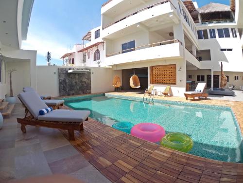 Shavanna, Puerto Escondido