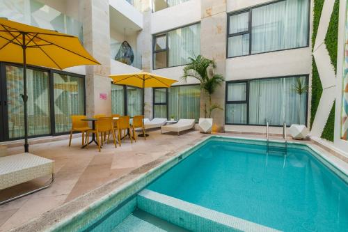 First Class Hotel Providencia Urban, Guadalajara