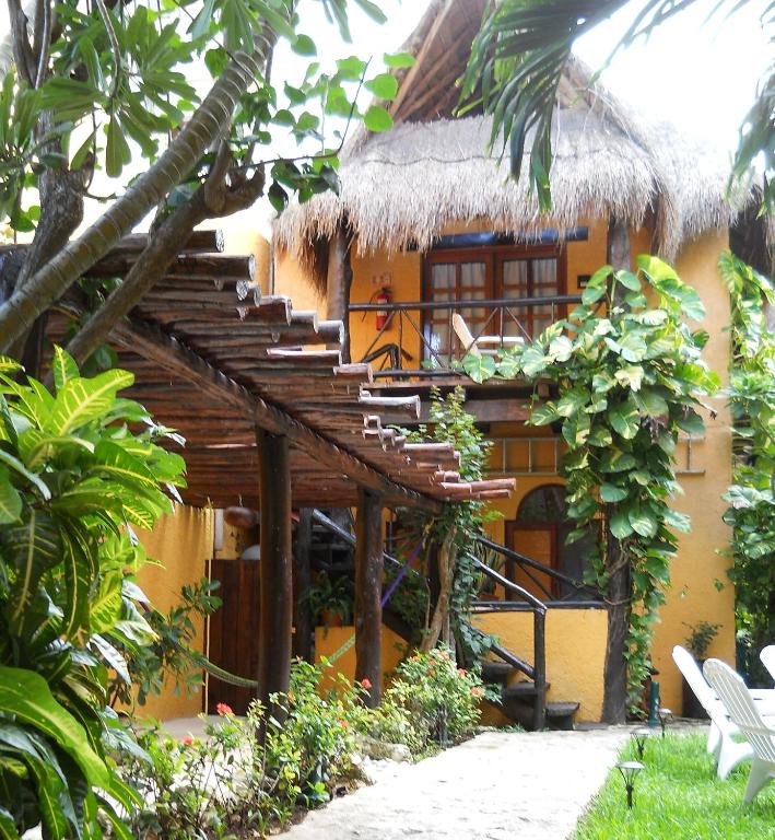 Playalingua del Caribe, Playa del Carmen