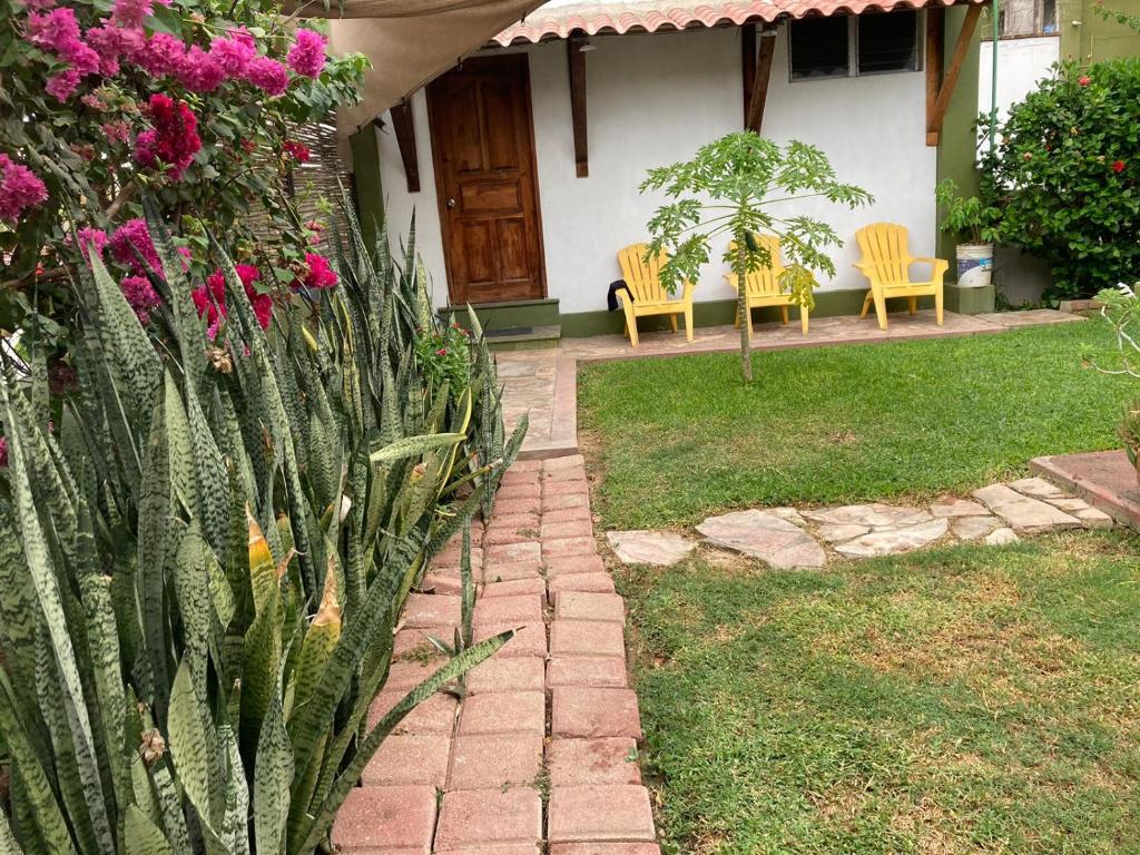 Las Olas, Puerto Escondido