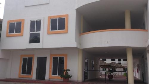 Albatros Palace, Manzanillo