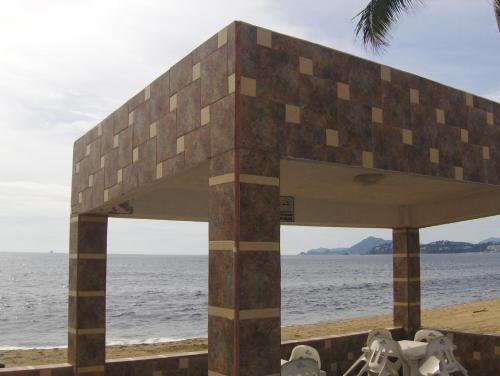 Albatros, Manzanillo