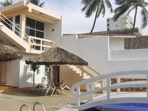 Albatros, Manzanillo