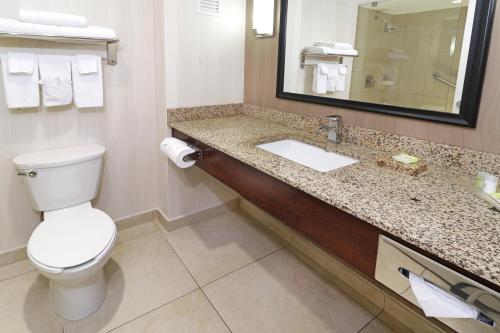 Holiday Inn and Suites Aeropuerto, Hermosillo