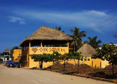 One Love Hostal, Puerto Escondido