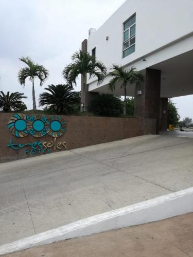 Tressoles, Tampico