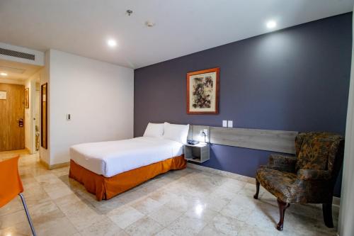 HS HOTSSON Smart Chapala, Chapala