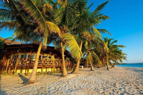 Grand Slam Fly Fishing Lodge, Punta Allen